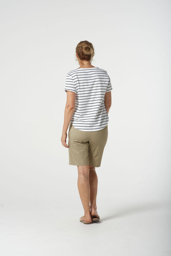 Relax Cotton Tee - White/Navy