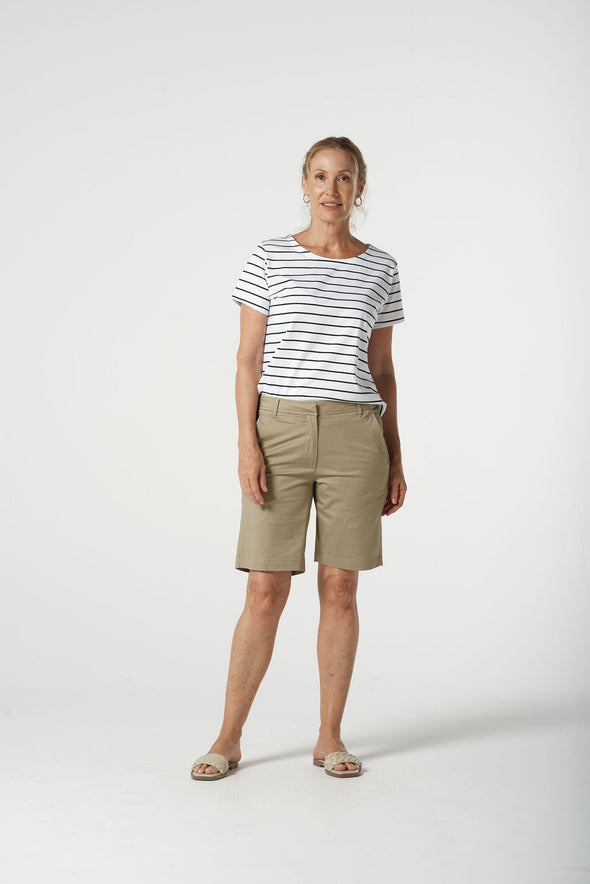 Relax Cotton Tee - White/Navy