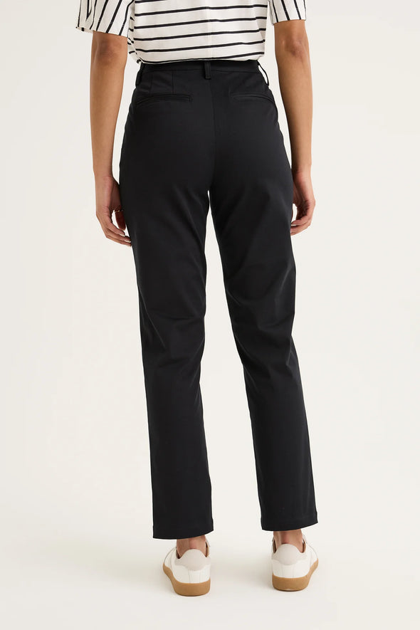 Yarra Trail Nova Classic Chino - Black